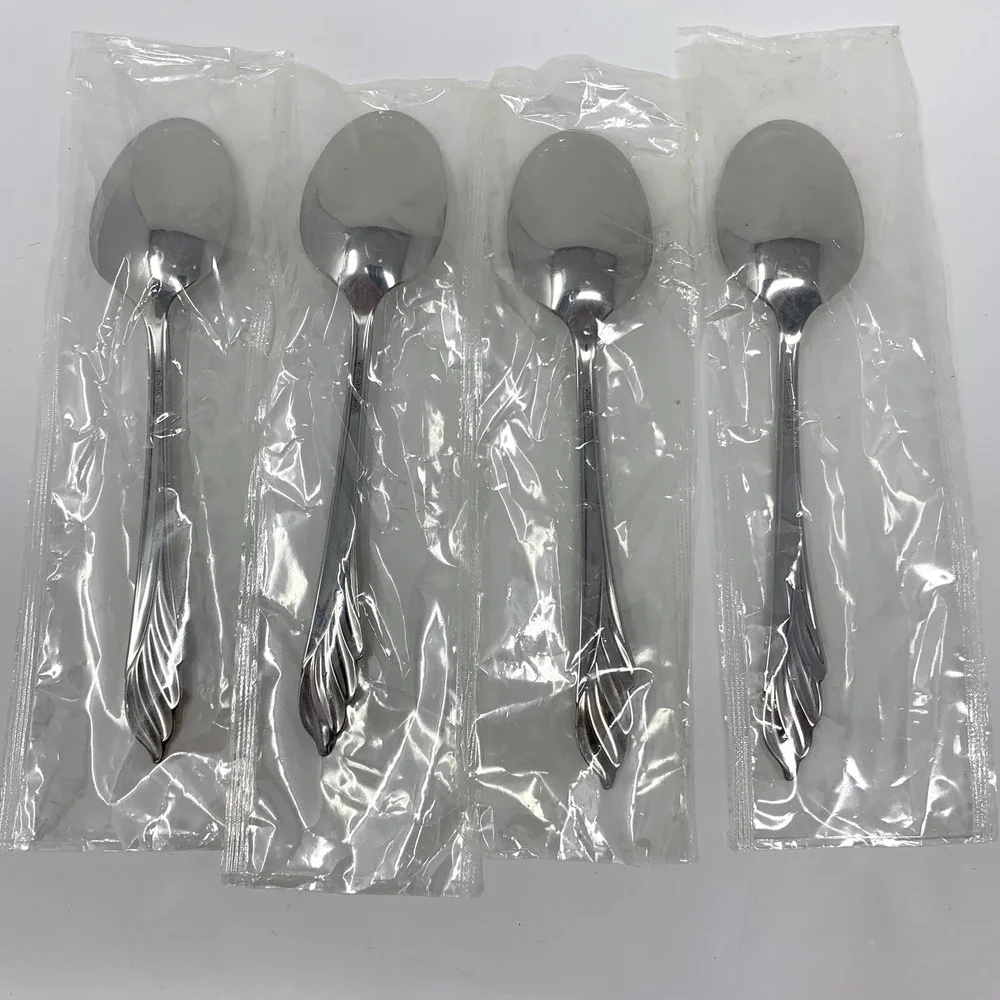 Set of 4 Oneida USA - LIBERTY'S LIGHT Stainless Flatware 6-7/8